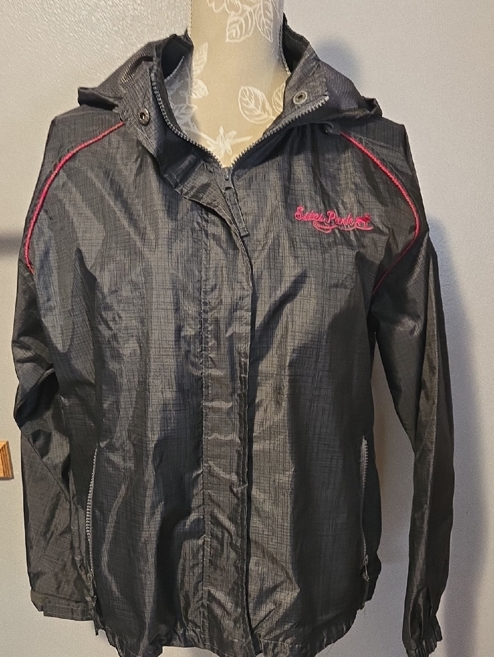 Estes PARK Gray Hooded Shell Jacket with Pink Accents